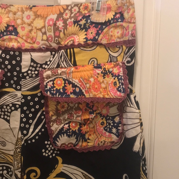 Inner Child Floral Skirt - Picture 3 of 4